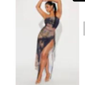 Fashionnova dress with slit